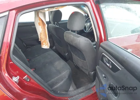 2015 Nissan Altima 2.5 S z USA, uszkodzony, nr VIN 1N4AL3APXFC145570